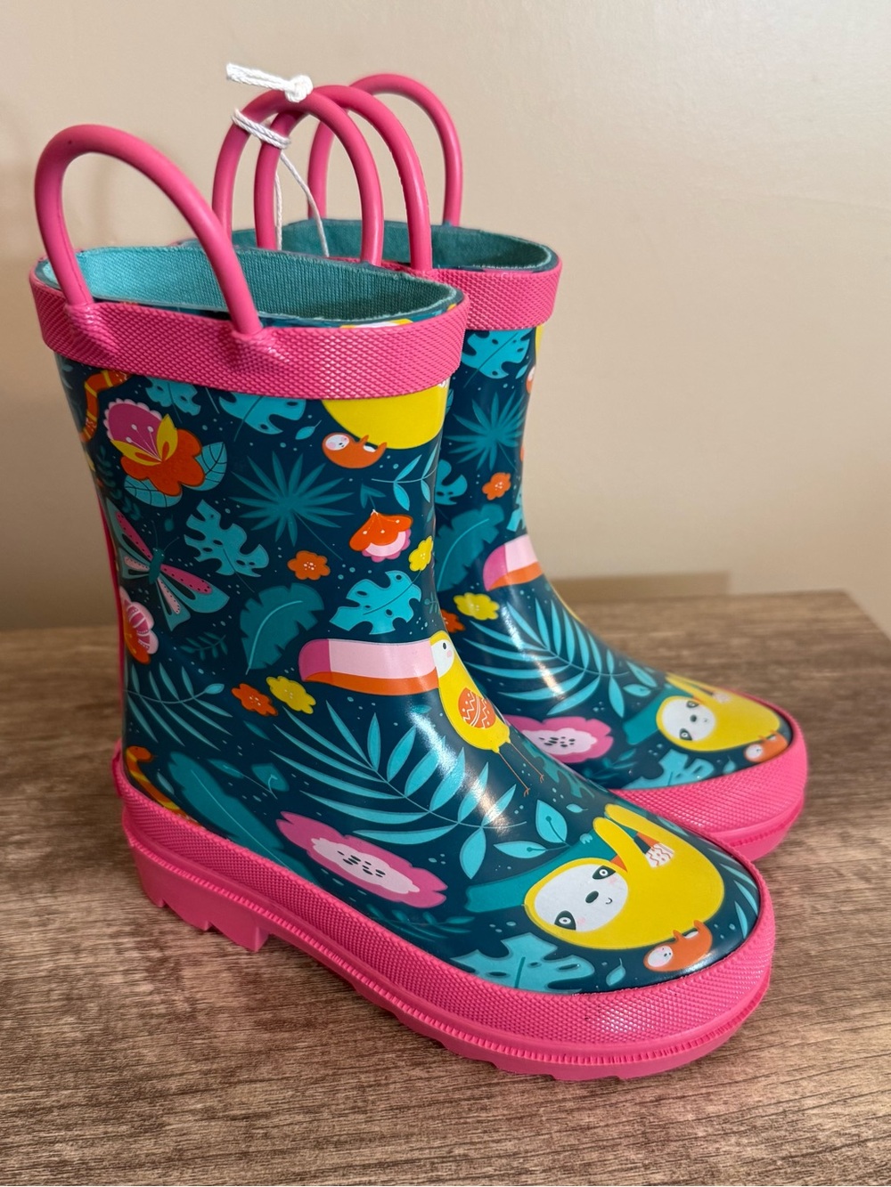 Lily & Dan Sloth Toucan Tropical Rain Boots Vibrant Colorful Cute Pink Blue 7/8